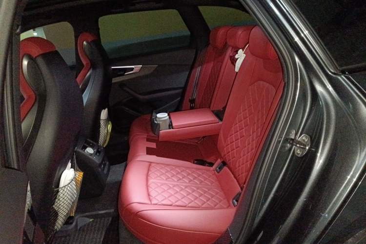 Used Audi S4 2024 S4 Avant 3.0TFSI
