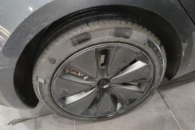 Used Tesla Model 3 2023 Rear-Wheel-Drive Version
