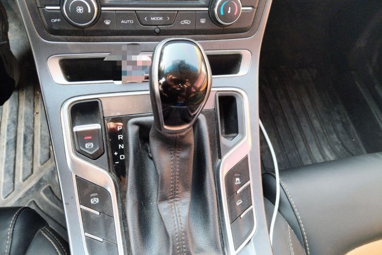 Used Geely Auto Vision S1 2018 1.4T CVT FENGXING Model
