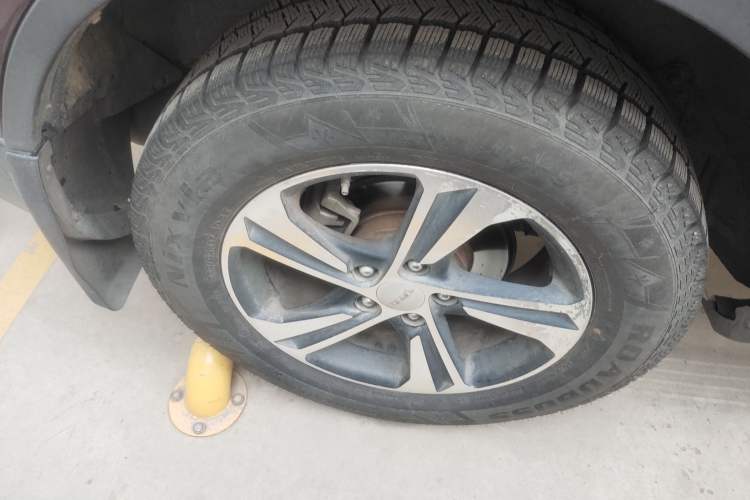 Used Yema T70 2016 1.8L Manual Value Edition Right Front Wheel Hub