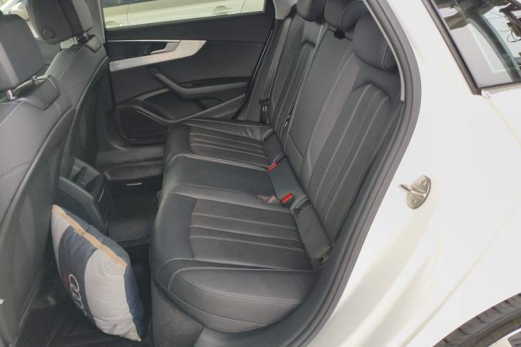 Used Audi A4L 2020 40 TFSI Fashion Dynamic Model Left Rear Seat