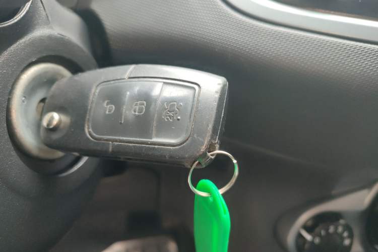 Used Ford Fiesta 2013 Hatchback 1.5L Automatic Fashion Edition
