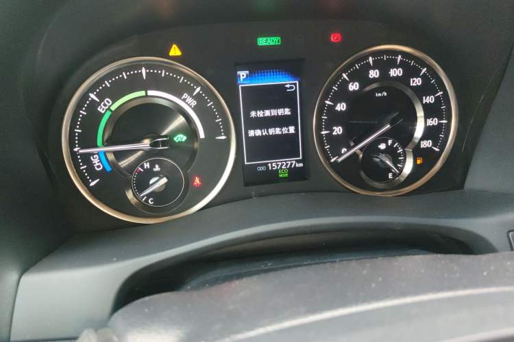 Used Toyota Vellfire 2021 Crown Dual-Engine 2.5L HV Prestige Edition Odometer Close Up