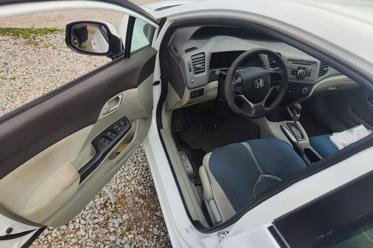 Used Honda Civic 2012 1.8L automatic comfort version Driver Seat