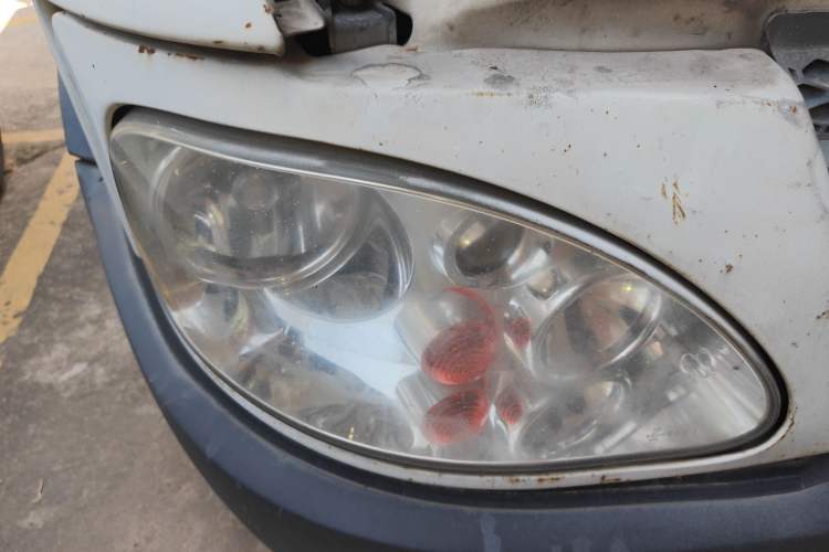Used Iveco Power Daily 2012 2.5T-A32 Base Version Right Front Headlight