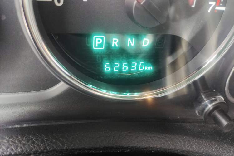 Used Jeep Wrangler 2017 3.6L Rubicon Four-Door Comfort Edition Odometer Close Up