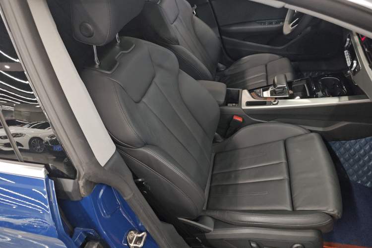 Used Audi A5 2023 Sportback 40 TFSI Fashionable and Dynamic Model