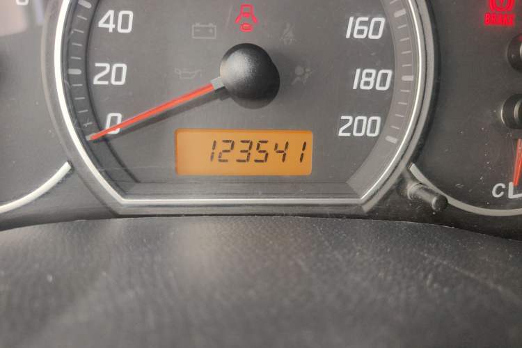 Used Suzuki Swift 2013 1.3L Manual Value Edition
