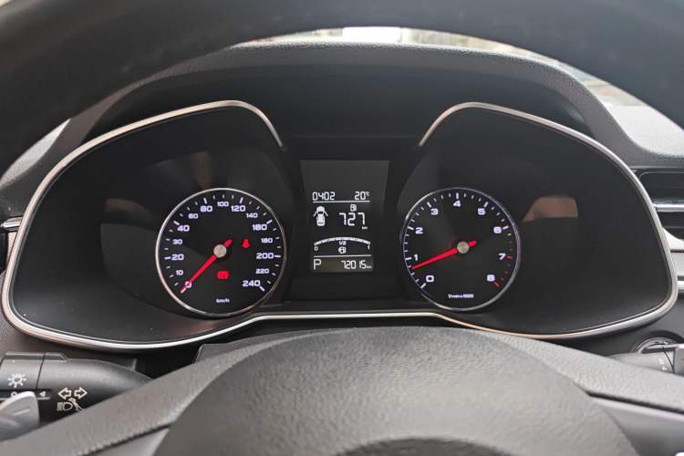 Used MG 6 2017 20T Automatic Luxury Smart Connect Version China V Standard