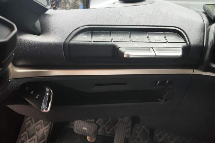 Used Baojun KiWi EV 2021 Designer Lithium Iron Phosphate
