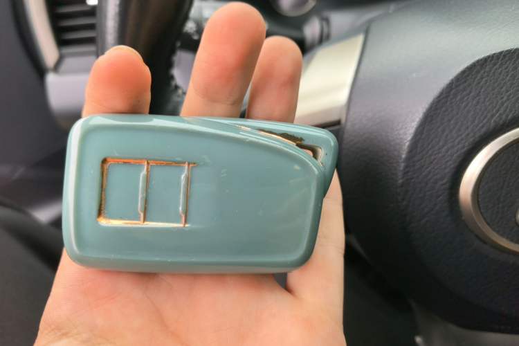 Used Lexus RX 2016 300 Two-Wheel Drive Comfort Edition China V Standard Vehicle Key