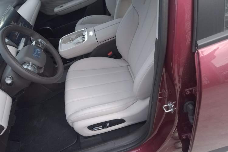 Used AION UT 2025 420 Intelligent Luxury Edition
