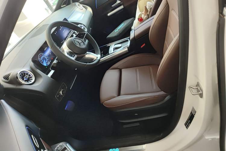 Used Mercedes-Benz EQA 2025 EQA 260
