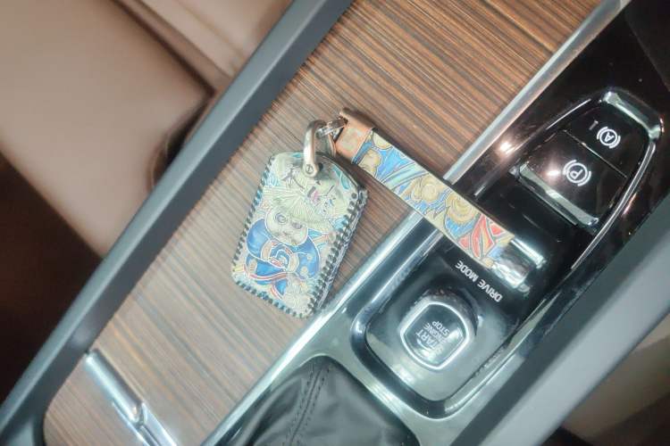 Used Volvo XC60 2021 T5 4x4 Smart Luxury Edition
