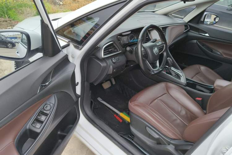 Used Buick GL6 2018 18T 6-Seater Luxury Model Driver Seat