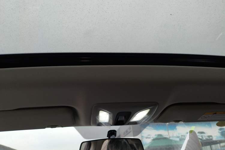 Used CHANGAN Eado 2025 Blue Whale 1.5T 500Bar Prestige Model
