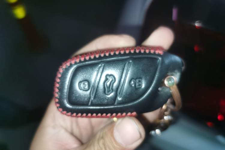 Used Roewe Clever 2021 302km All-Round Version Vehicle Key