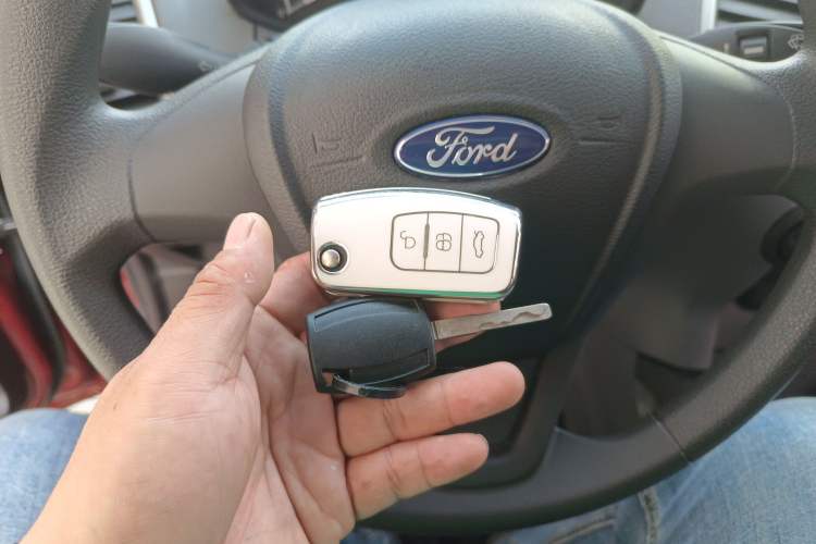 Used Ford EcoSport 2017 1.5L Manual Comfort Model Interior 1