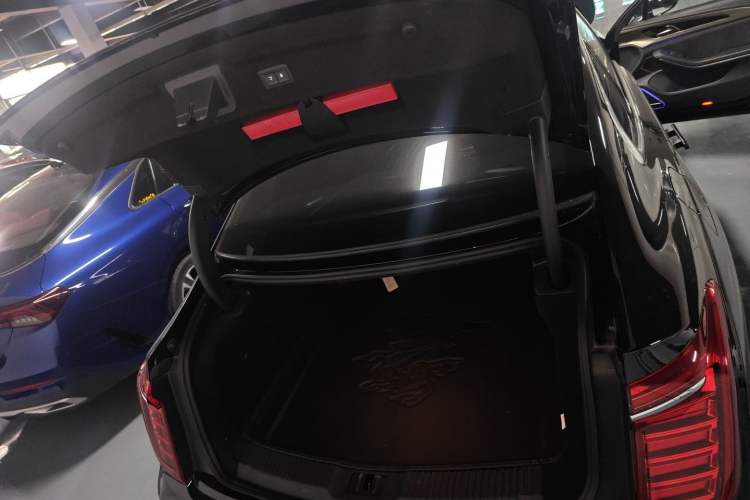 Used Hongqi H9 2020 2.0T Smart Connect Flagship Edition