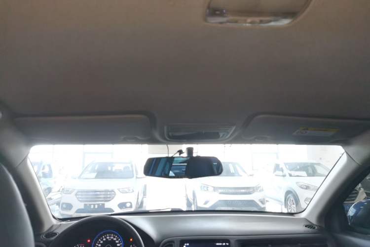 Used Honda Vezel 2017 1.5L CVT 2WD Comfort Model Headliner