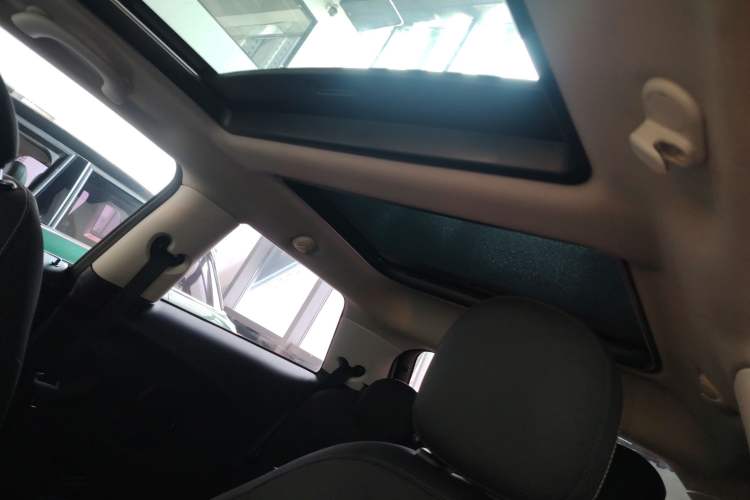 Used MINI MINI 2014 1.5T COOPER Fun