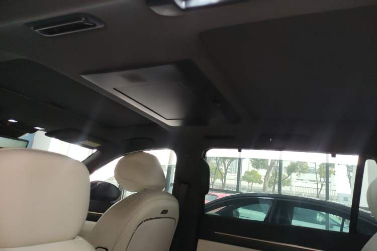 Used Dongfeng eπ eπ008 2024 636Max All-Electric Version 6 Seats