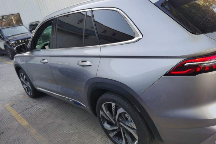 Used Geely Auto Monjaro L 2024 2.0TD High-Power Automatic Two-Wheel Drive Skyline Edition
