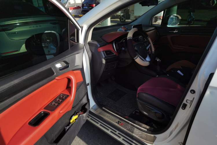 Used JAC Group Refine S3 2017 1.5L Manual Luxury Smart Model
