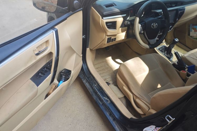 Used Toyota Corolla 2014 1.6L Manual GL-i Driver Seat