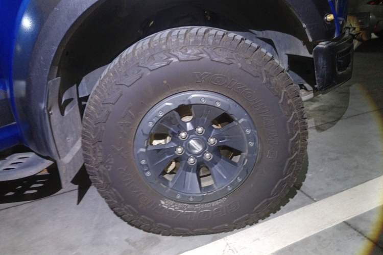 Used Ford F-150 Raptor 2018 3.5T Raptor Performance Enhanced Edition Right Front Wheel Hub