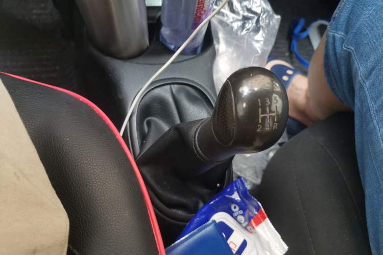 Used Nissan March 2015 1.2L Manual Easy-Enjoy Version
