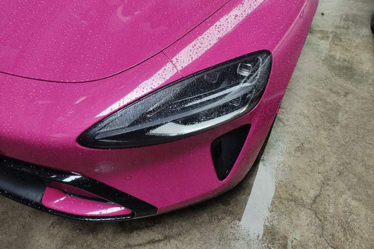 Used Xiaomi Auto SU7 2024 Rear-Drive Ultra-Long Range Advanced Pro-Level Intelligent Driving Version Left Front Headlight