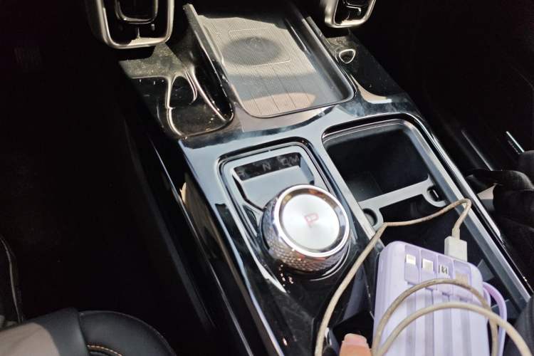 Used Haval DARGO 2022 1.5T DCT Two-Wheel Drive Mastiff Pursuit Edition Gear Lever