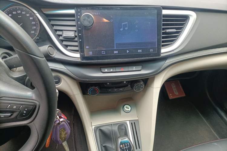 Used Buick GT 2016 15N Manual Entry-Level Trim Audio And AC Panel