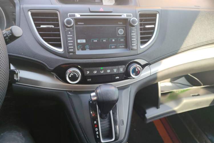 Used Honda CR-V 2016 2.0L two-wheel drive Urban Edition