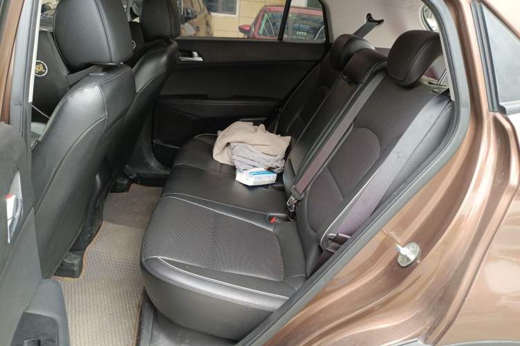 Used Hyundai ix25 2015 1.6L Automatic Two-Wheel Drive Smart GLS Trim
