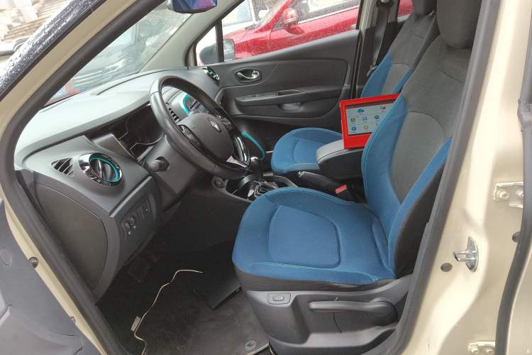 Used Renault Captur 2015 1.2T Automatic Comfort Edition