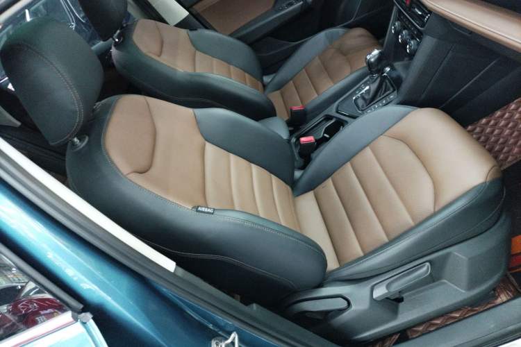 Used Volkswagen Tharu 2019 280TSI Two-Wheel Drive Flagship Version China VI Standard
