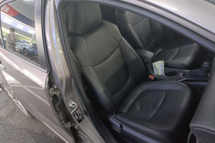 Used Toyota Corolla 2021 1.2T S-CVT Elite Edition Right Front Seat