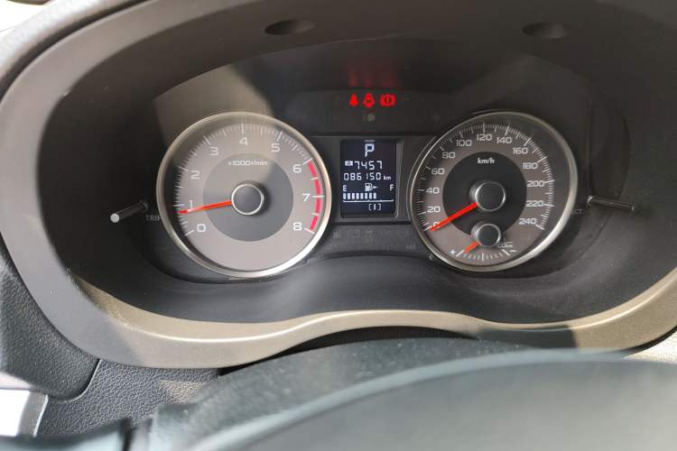 Used Subaru Forester 2014 2.5i Automatic Elite Edition Instrument Cluster