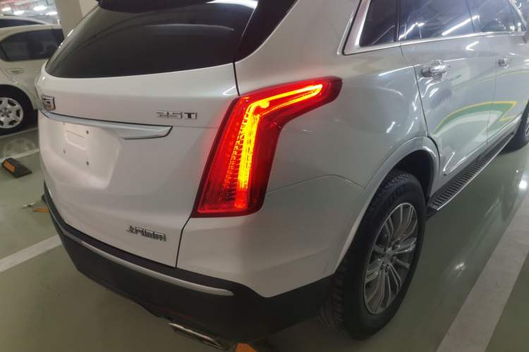 Used Cadillac XT5 2016 25T Luxury Model
