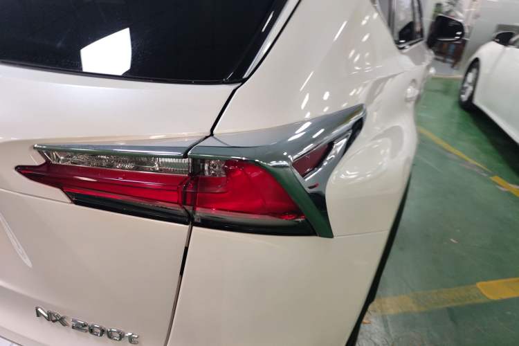 Used Lexus NX 2015 200T All-Wheel-Drive Fēngshàng Edition
