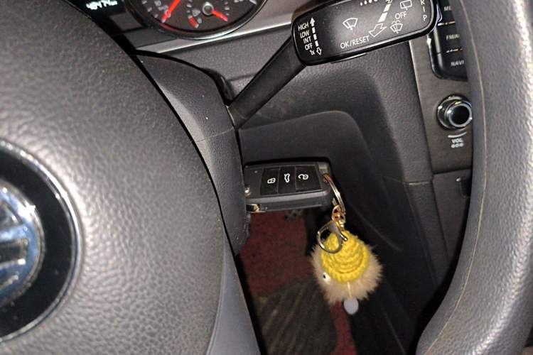 Used Volkswagen Golf 2015 1.6L Automatic Fashion Model Vehicle Key