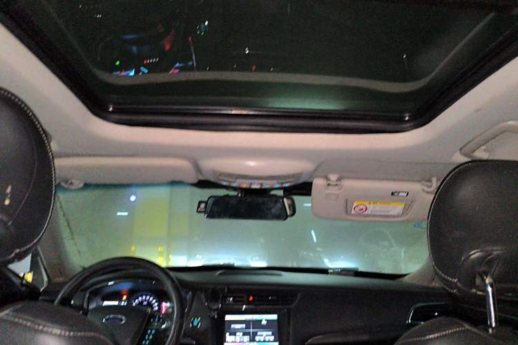 Used Ford Taurus 2015 EcoBoost 245 Luxury Model