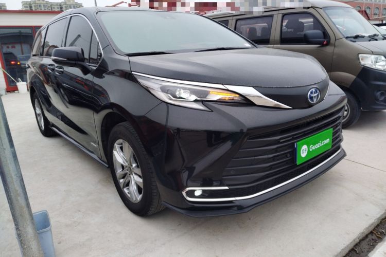Used Toyota Sienna 2023 2.5L Hybrid Comfort Edition