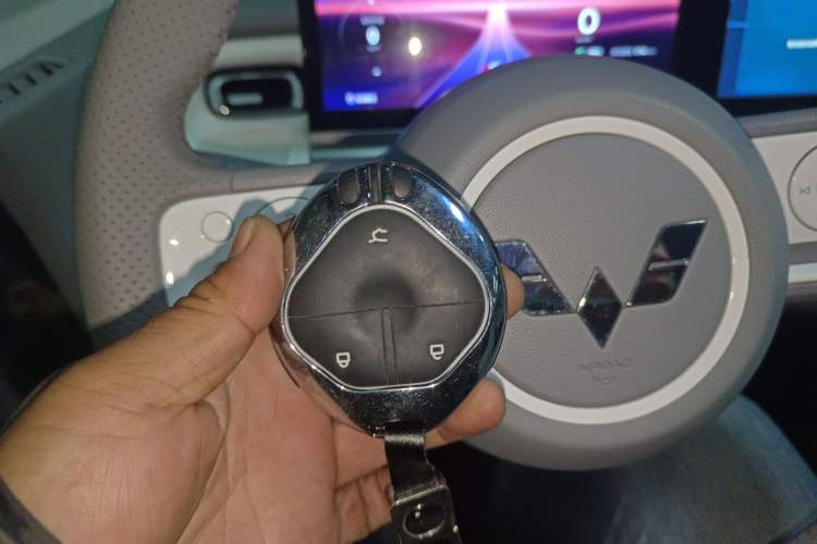 Used Wuling Air ev 2023 - Four Seats - Advanced Edition
