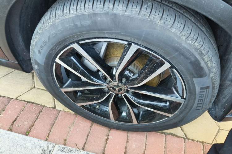 Used Mercedes-Benz GLC 2020 Facelift GLC 260 L 4MATIC Luxury Edition
