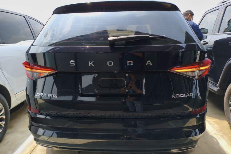 Used Skoda Kodiaq 2023 TSI330 5-Seater Two-Wheel-Drive Luxury Edition Rear