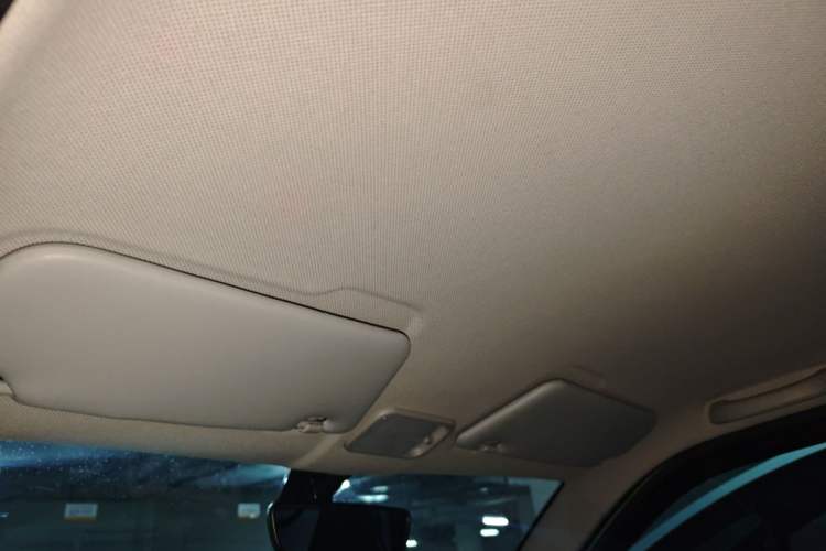 Used Wuling Hongguang MINIEV 2021 Macaron Fashion Model Lithium Iron Phosphate Headliner