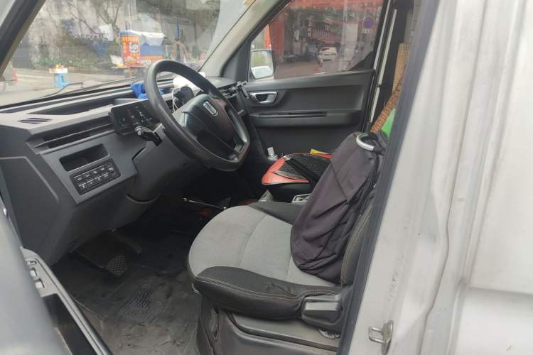 Used Farizon Xingxiang V 2022 Star Enjoy V6E Long Wheelbase Guoxuan 38.7 kWh Left Front Seat